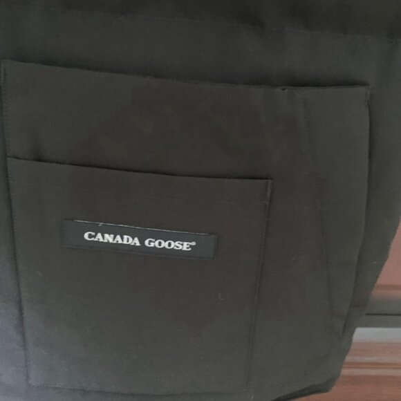 Canada goose warm black down vest - Picture 3 of 7